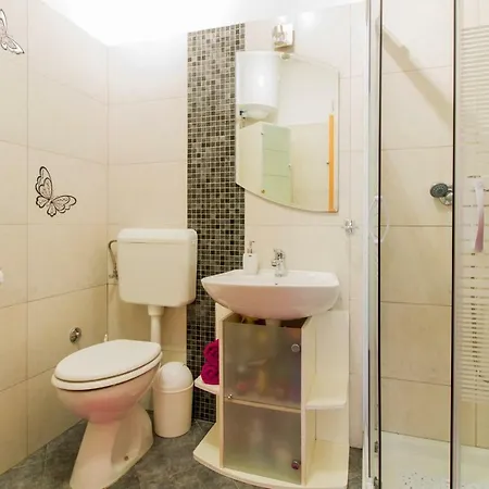 New Lory With A Pool And Sea View Appartamento Medolino