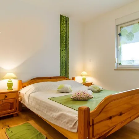 New Lory With A Pool And Sea View * Medulin